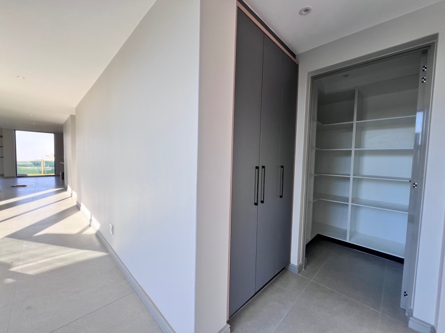 4 Bedroom Property for Sale in Oubaai Western Cape